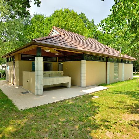 Camping Etang de la Vallée Combreux Exterior foto