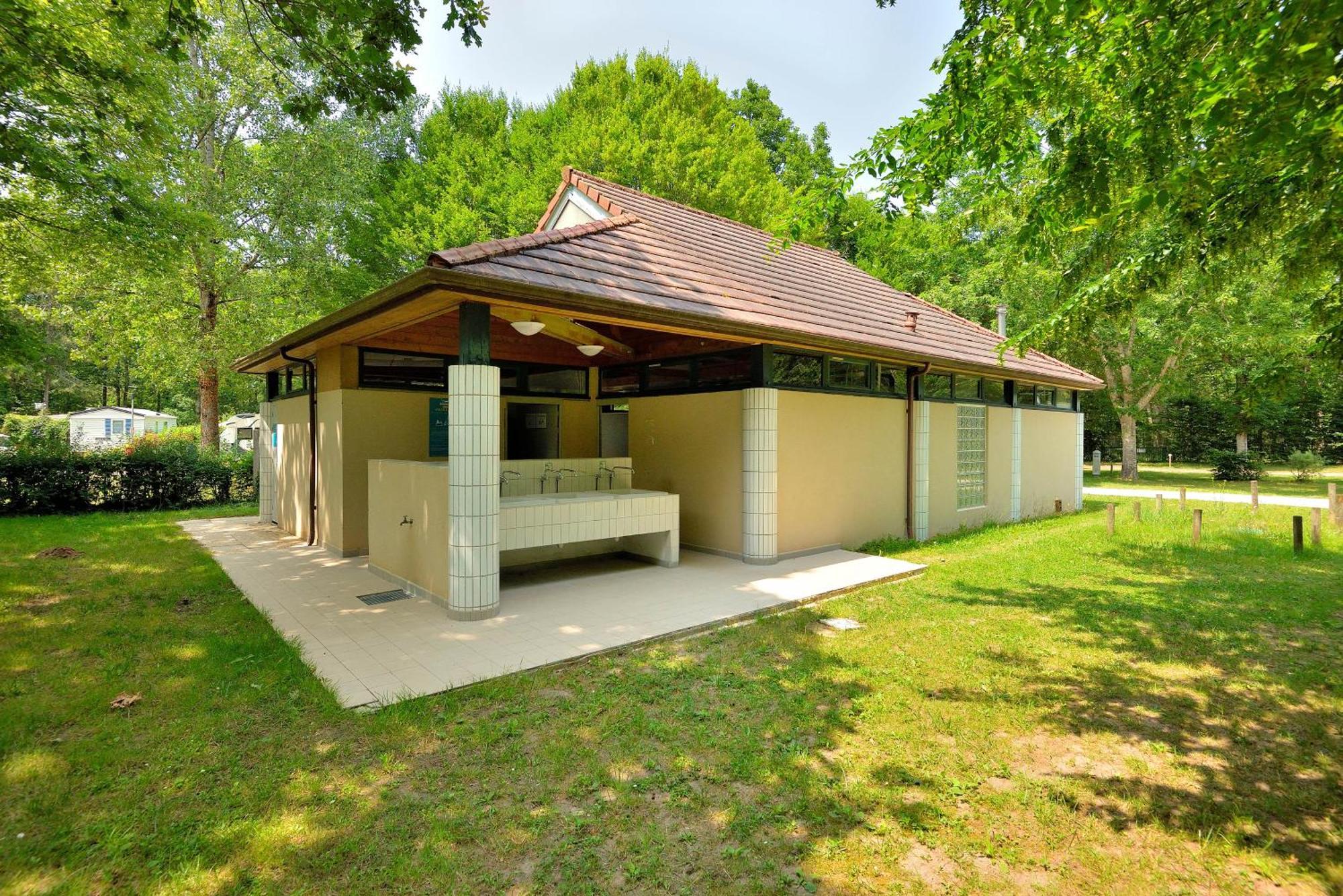 Camping Etang de la Vallée Combreux Exterior foto